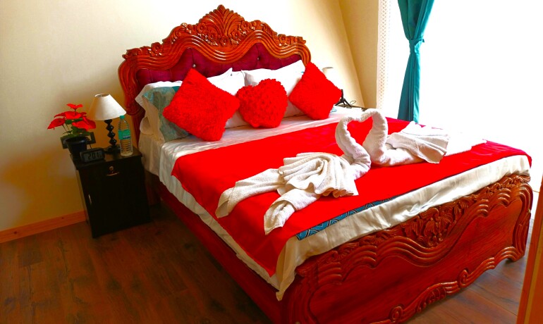 Pandora suite (Family Executive )